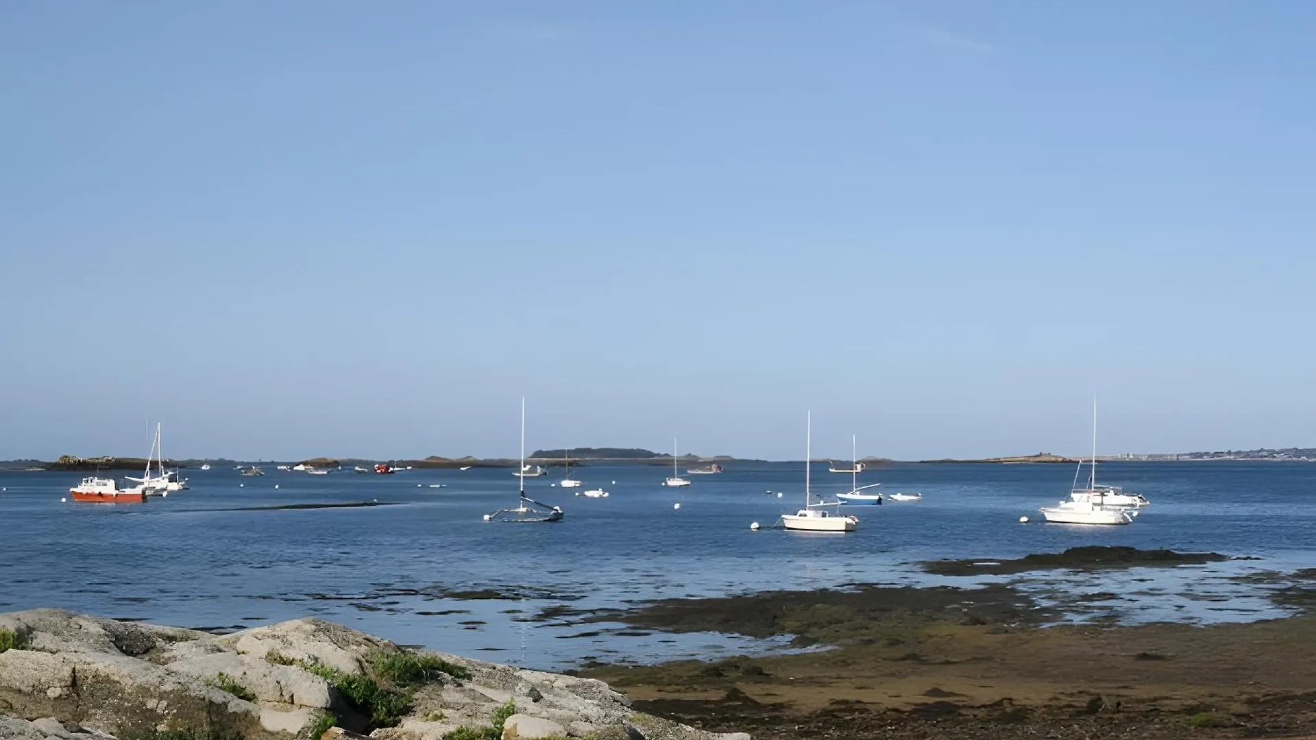 Gite Vue Imprenable Mer Lanmodez Fransa